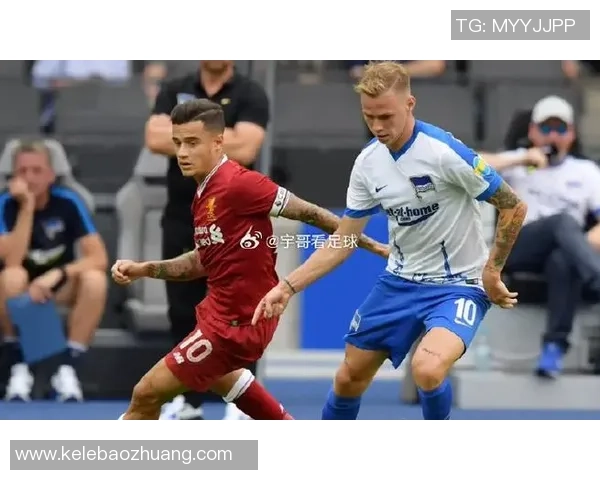 柏林赫塔迎战沙尔克04争夺德甲保级关键战役的胜利