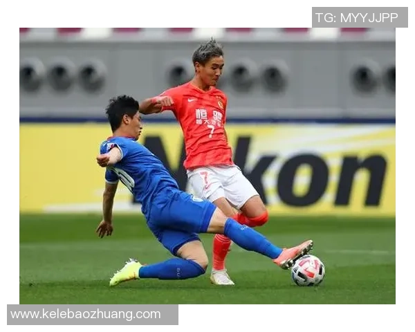 水原与恒大激战全场精彩集锦回顾赛场瞬间尽收眼底